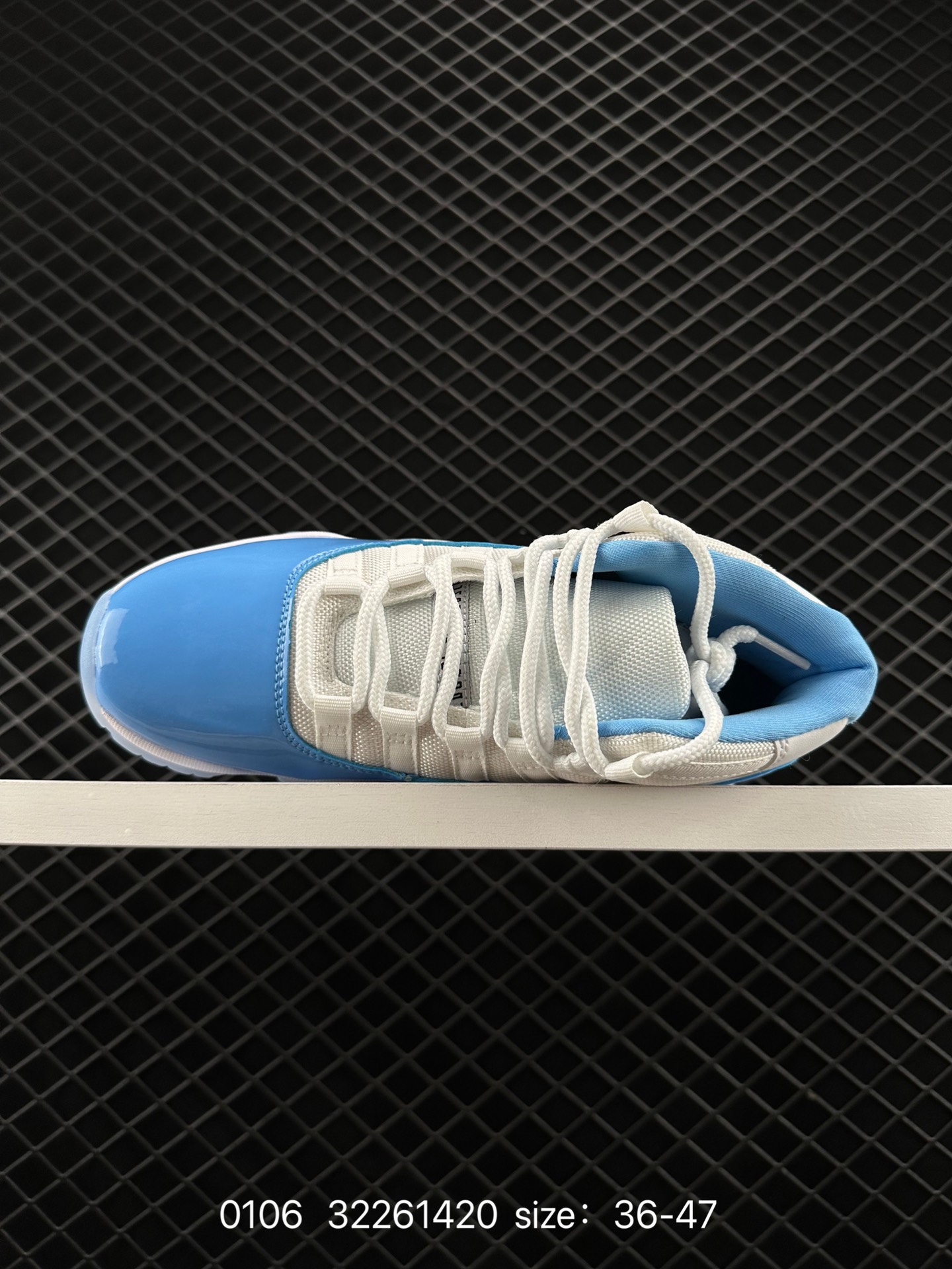 NK Air Jordan 11 Retro Low”Columbia“